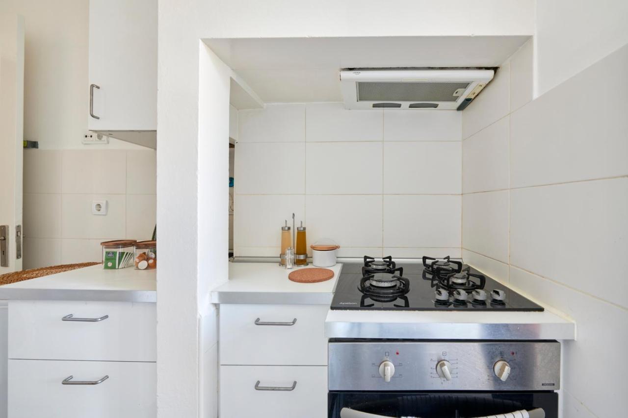 Quiet And 2br Apt, By Timecooler Apartment Lisbon