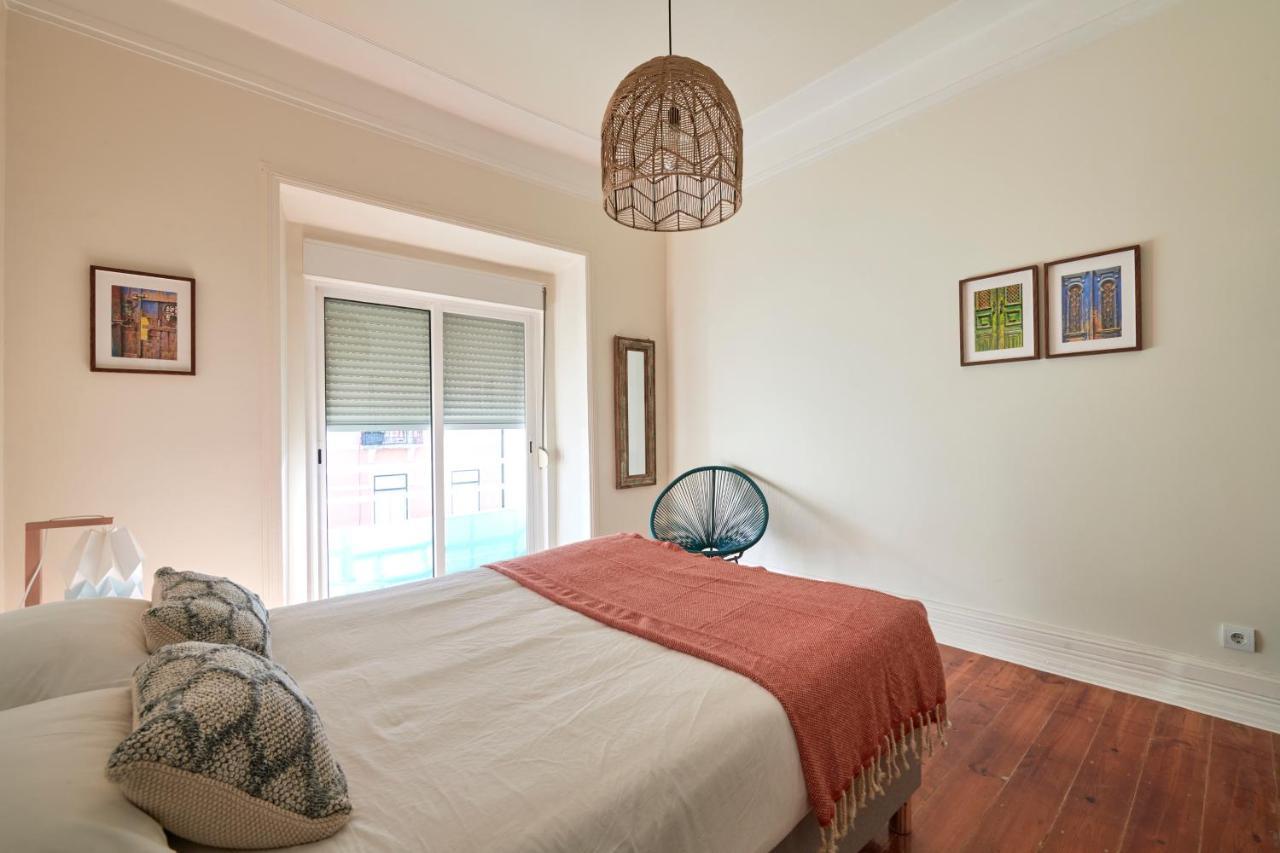 Quiet And 2br Apt, By Timecooler Lisbon